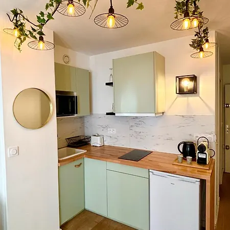 Studio Des Apartment